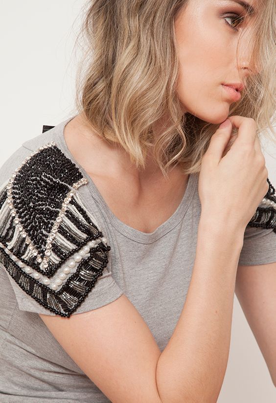 Вышивка бисером на одежде своими руками: схемы узоров для начинающих