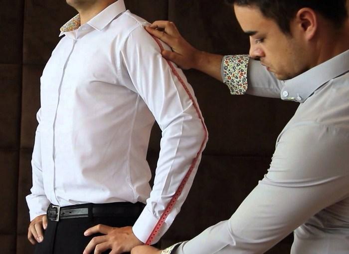 Измерение длины рукава в мужской рубашке фото
