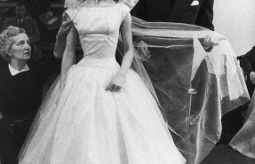 Свадебное платье в стиле Одри Хепберн