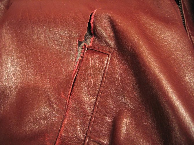 Починка кожаной куртки в домашних условиях: как заклеить дыру или порез, пришить заплату