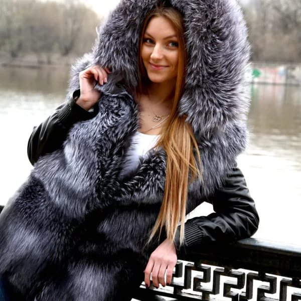 Модные модели кожаных курток актуальны осенью и зимой