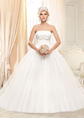 Пышное белое свадебное платье PD0007