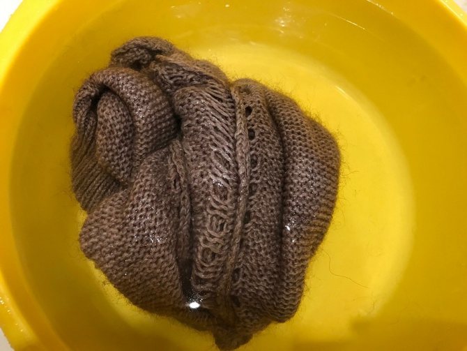 Возможно ли колючий свитер сделать мягким?