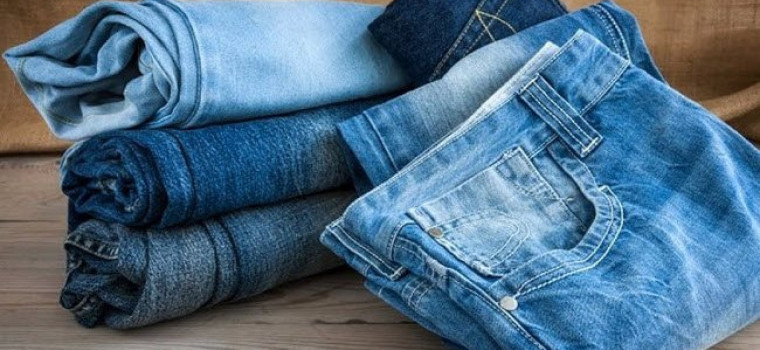 Как гладить джинсы? Можно ли гладить джинсы утюгом после стирки? Как разгладить изделие после кипячения?