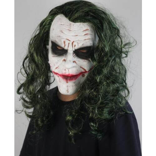 Пример маски Джокера с зелеными волосами на Хэллоуин