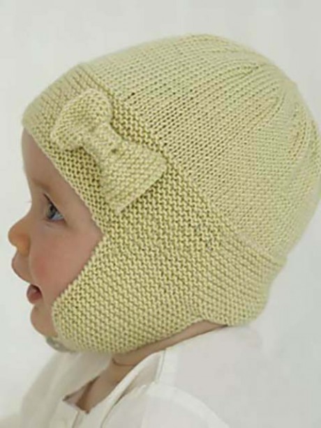 Как связать шапочку для малыша с бантиком