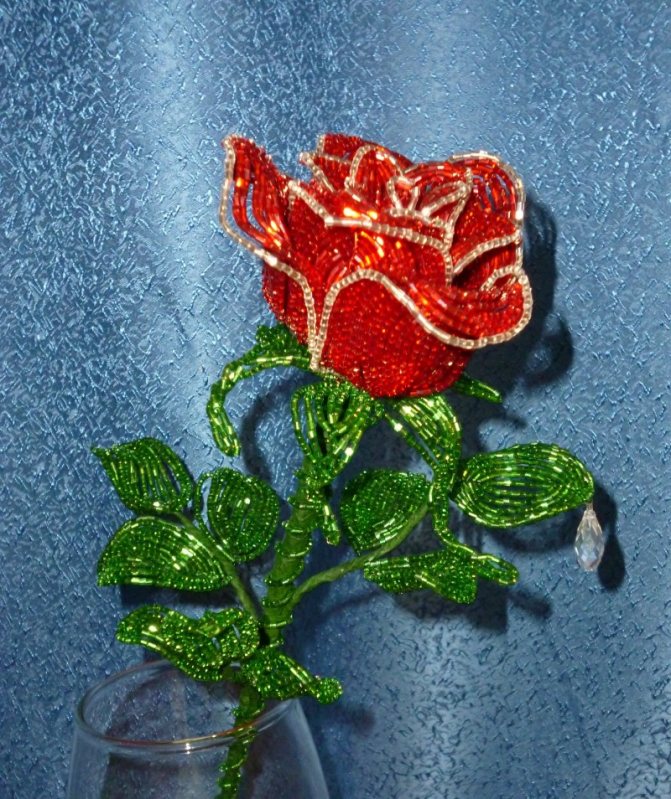 Роза из бисера (67 фото) - мастер-класс со схемами и пошаговым руководством