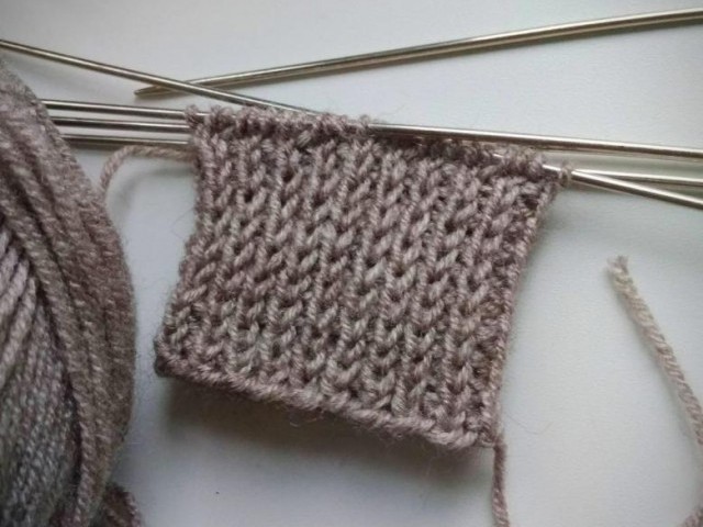 Вязание резинки: схемы вязания разных видов резинки своими руками для начинающих