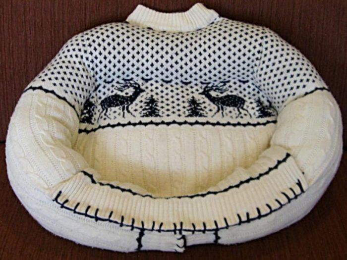Из свитера