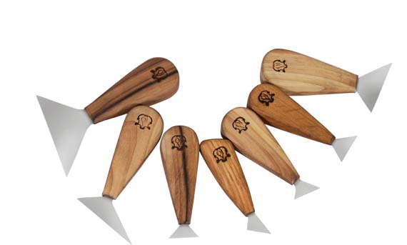 Инструменты для резьбы по дереву: нож-косяк, богородский нож, стамески, резаки для художественных работ