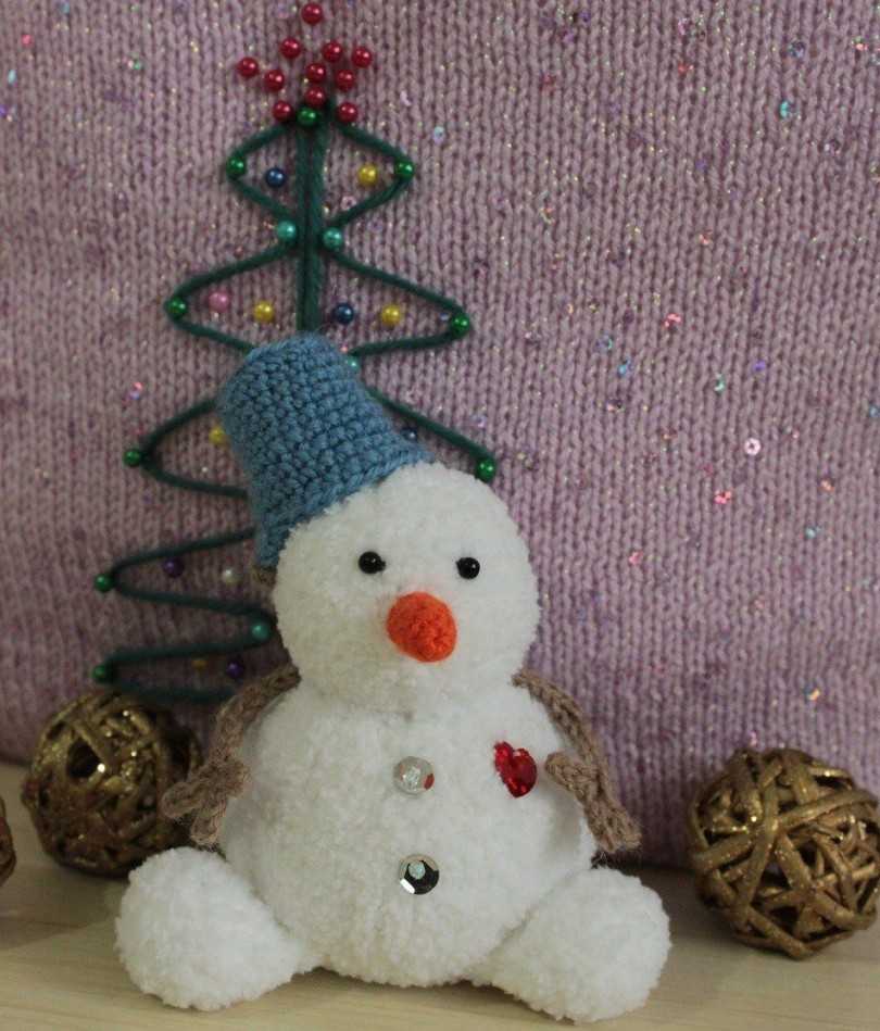 Снеговик крючком, 32 игрушки с описанием и схемами вязания