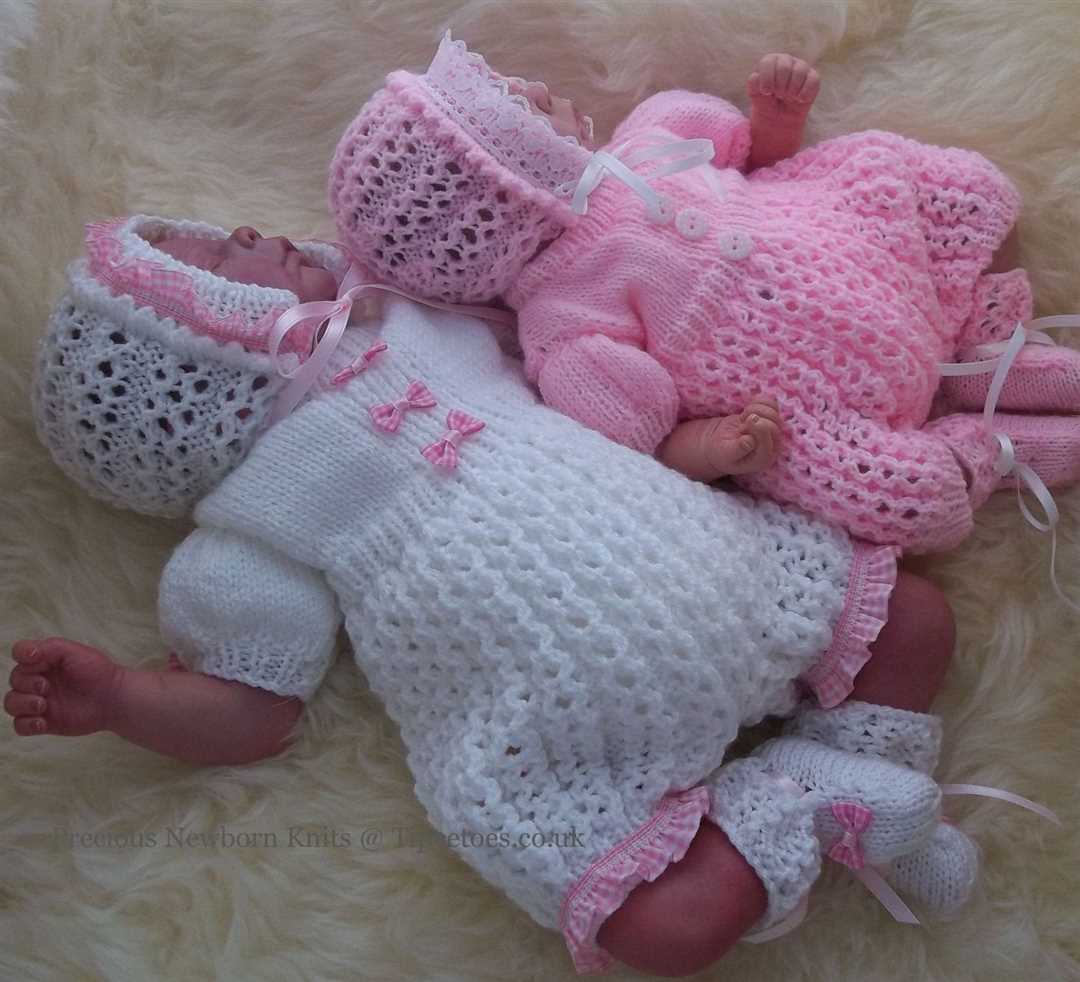 Вязание спицами для новорожденных девочек: создаем нежные наряды