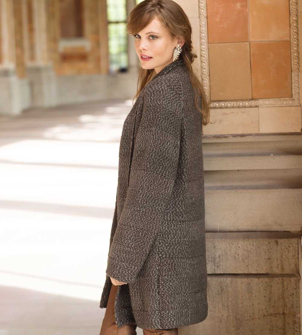 Вязание пальто спицами: модный тренд с уникальными возможностями